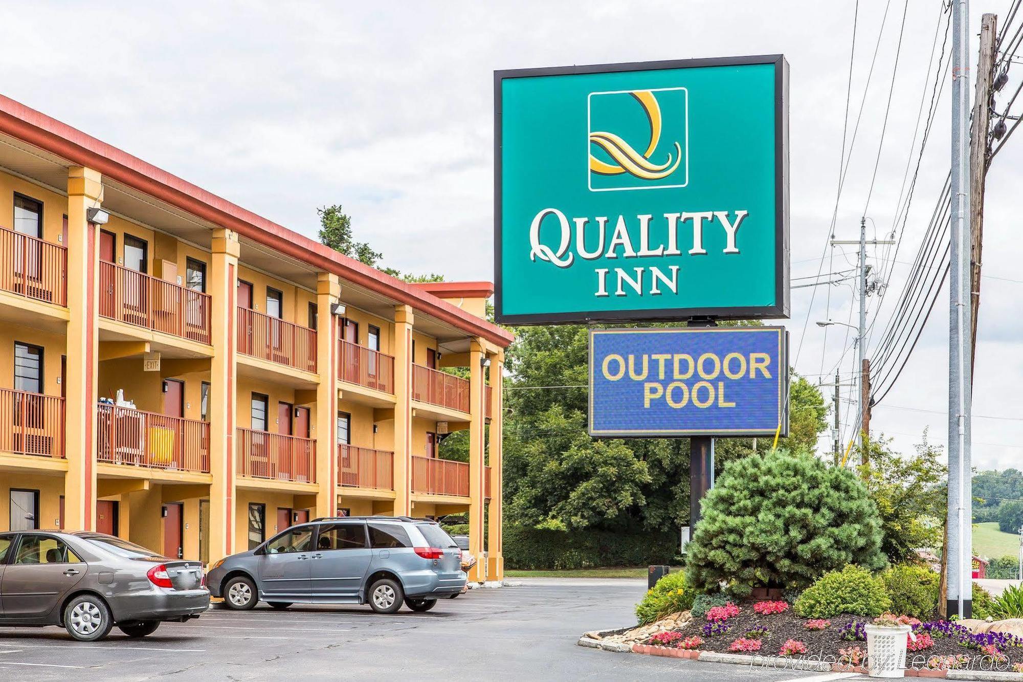 Howard Johnson by Wyndham Pigeon Forge Exterior foto